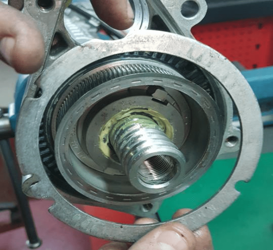 ERR2002 Fitting Guide to Transfer the Motor